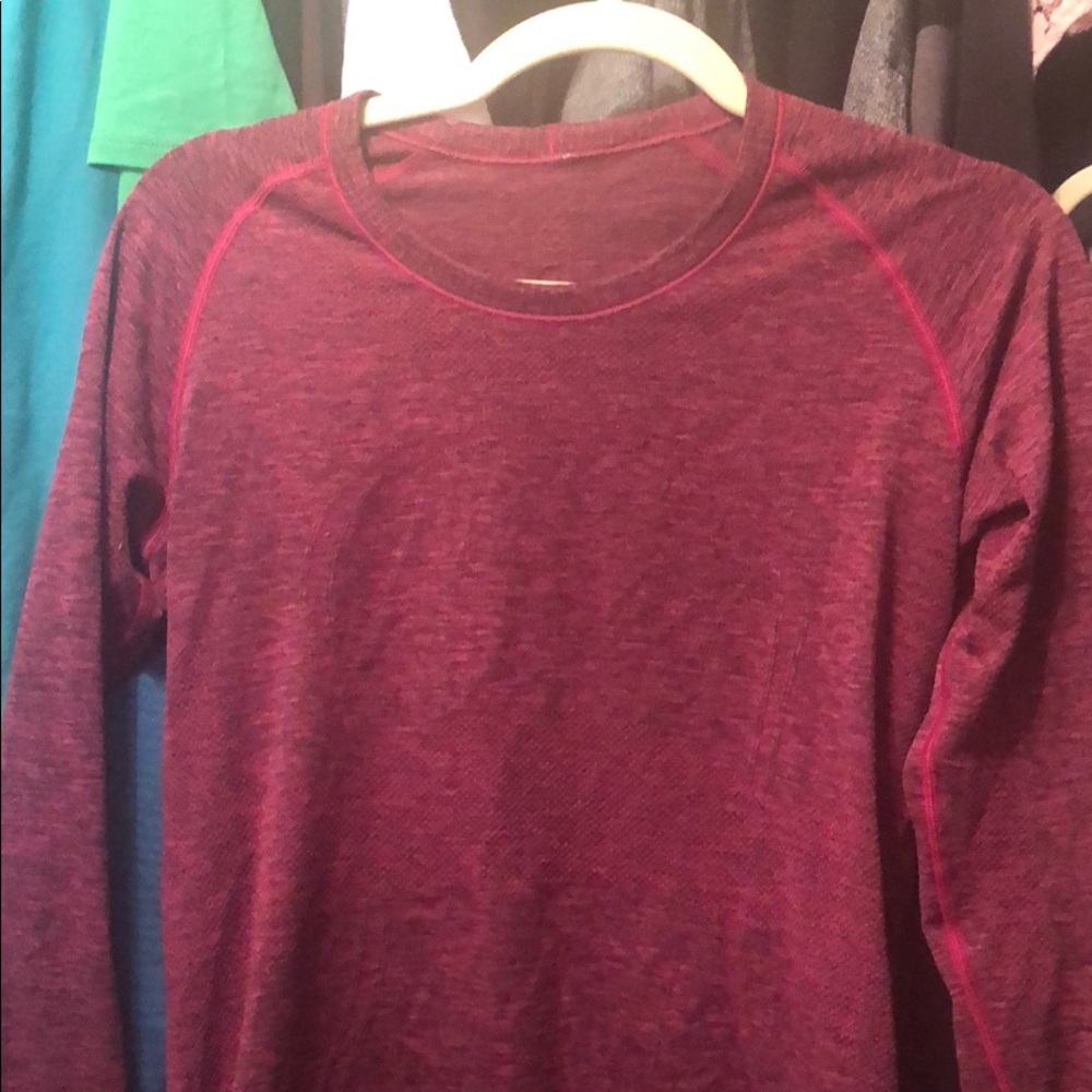 Lululemon run swiftly long sleeve tee good cond